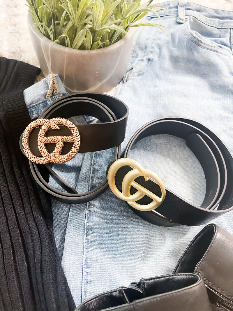 Double Textured Metal Ring “GG” Faux Leather Belt